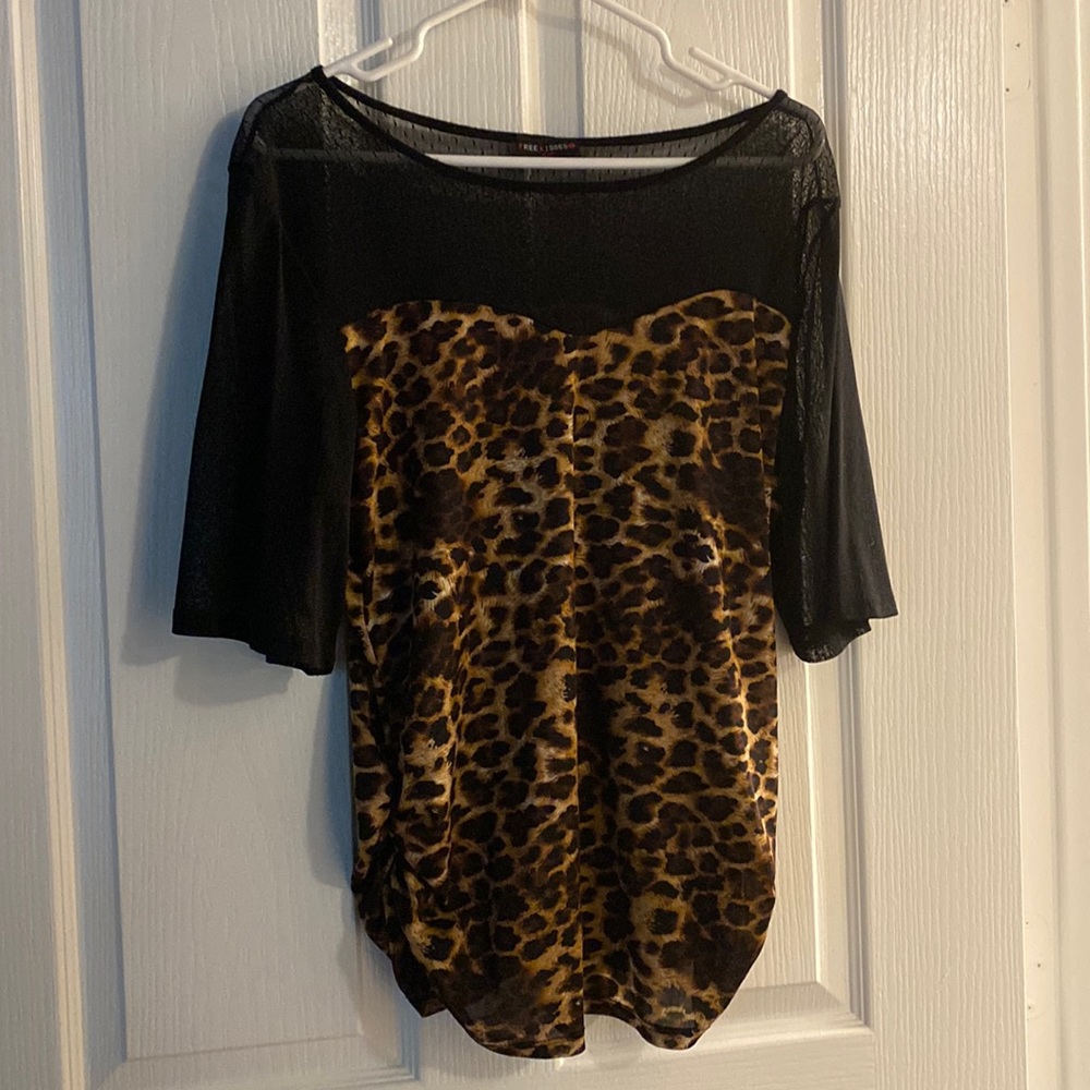 Nice blouse to wear casual or dress up